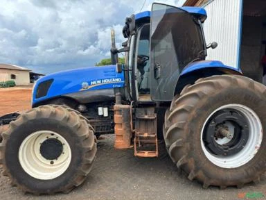 Trator New Holland T 7 245 ano 2013