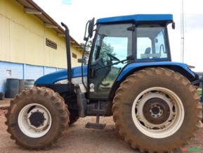Trator New Holland TL 95 ano 2012