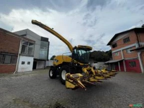 Forrageira New Holland FR9050