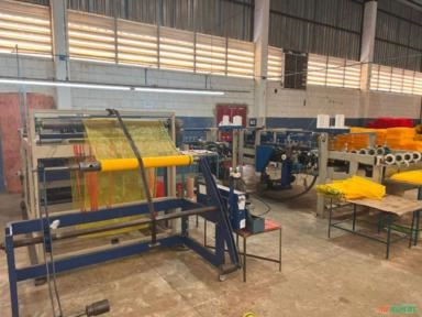 Máquina de corte e costura automática ráfia giro inglês sacos em L Imagem Máquina de corte e costura automática ráfia giro inglês sacos em L