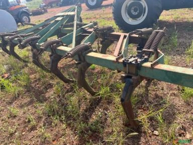 Subsolador 13 astes Stara Laser Imagem Subsolador 13 astes Stara Laser