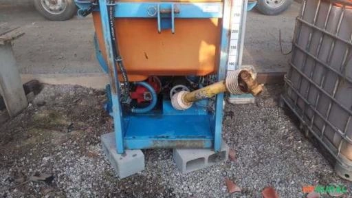 Imagem Pulverizador para bananeiro Imagem Pulverizador para bananeiro