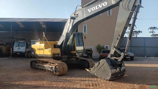 Escavadeira Hidraulica Volvo EC240BLC ano 2010 Imagem Escavadeira Hidraulica Volvo EC240BLC ano 2010
