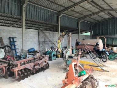 Fazenda leiteira, toda equipada, Localizado em Vassouras / RJ