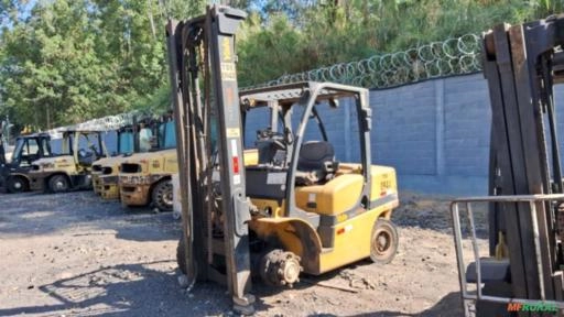 Empilhadeira Yale Simplex GDP090VX Imagem Empilhadeira Yale Simplex GDP090VX
