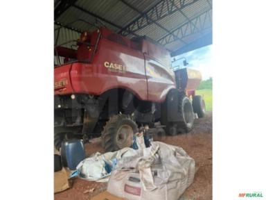 Colheitadeira de Crãos CASE Axial-Flow 4150 - GOIATUBA/GO Imagem Colheitadeira de Crãos CASE Axial-Flow 4150 - GOIATUBA/GO