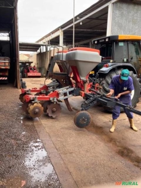 Imagem Sulcador e cultivador Imagem Sulcador e cultivador