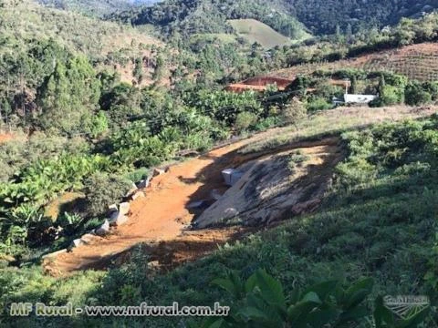 PEDREIRA DE GRANITO PRETO