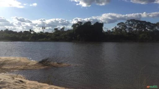 Fazenda à venda as margens do rio Araguaia sul do Pará