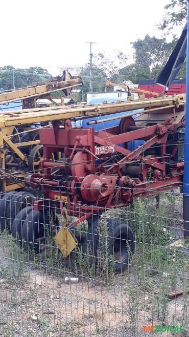 Maquina percussora para poço artesiano Imagem Maquina percussora para poço artesiano