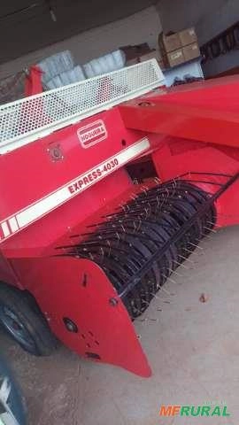 vendo enfardadeira nogueira 4030 Imagem vendo enfardadeira nogueira 4030