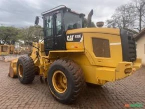 PÁ CARREGADEIRA CAT 930K 2014 COM 9380 HRS IMPECÁVEL.