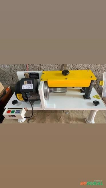 Imagem Máquina Retirar Pelicula REV 2023/2024 Imagem Máquina Retirar Pelicula REV 2023/2024