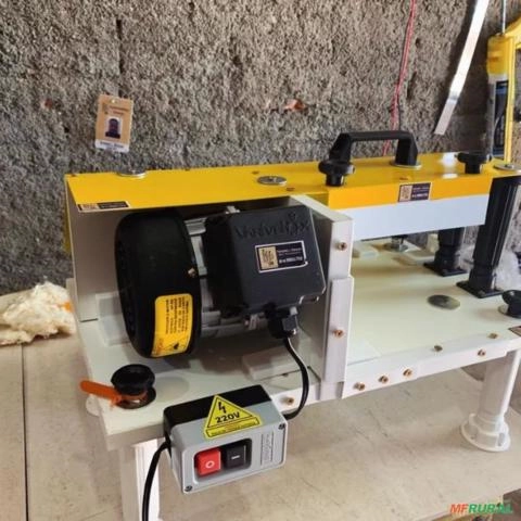 Imagem Máquina Retirar Pelicula REV 2023/2024 Imagem Máquina Retirar Pelicula REV 2023/2024