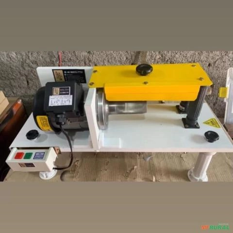 Imagem Máquina Retirar Pelicula REV 2023/2024 Imagem Máquina Retirar Pelicula REV 2023/2024