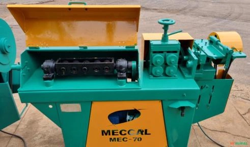 ENDIREITADEIRA DE VERGALHÃO DE AÇO MEC 70 Imagem ENDIREITADEIRA DE VERGALHÃO DE AÇO MEC 70