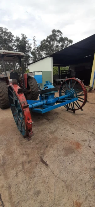 Imagem ROÇADEIRA DE PASTO MARCA INRODA AVARÉ MODELO SP Imagem ROÇADEIRA DE PASTO MARCA INRODA AVARÉ MODELO SP