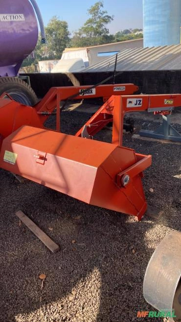 Imagem PÁ TRASEIRA AGRÍCOLA MARCA JZ PARA 220L Imagem PÁ TRASEIRA AGRÍCOLA MARCA JZ PARA 220L