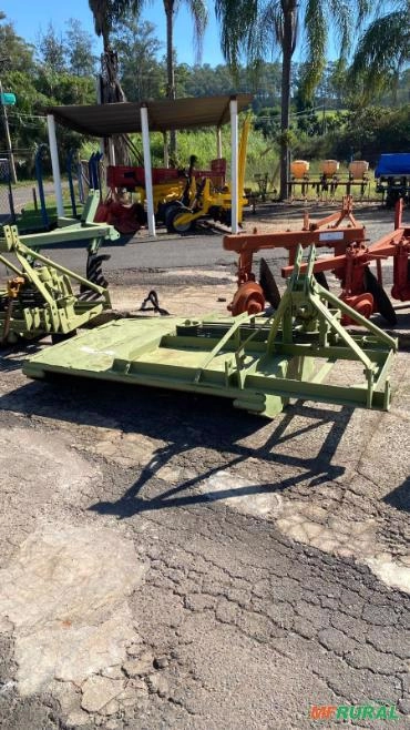 ROÇADEIRA MARCA KAMAQ LATERAL E SUPER LATERAL COM 1,70 DE CORTE Imagem ROÇADEIRA MARCA KAMAQ LATERAL E SUPER LATERAL COM 1,70 DE CORTE