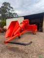 COLHEDORA DE MILHO FOGUETINHO MARCA PENHA MODELO CLM350 Imagem COLHEDORA DE MILHO FOGUETINHO MARCA PENHA MODELO CLM350