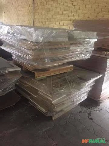 Vendo retalhos de MDF verde, MDF natural e MDF com cor, diversas espessuras