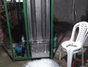 Máquina de gelo Escama 700kg dia