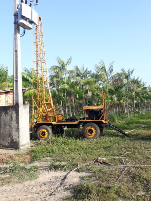 MAQUINA ROTATIVA DE PERFURAÇÃO Imagem MAQUINA ROTATIVA DE PERFURAÇÃO