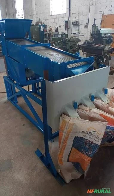 Classificador de Café  700 kg/hora Imagem Classificador de Café  700 kg/hora