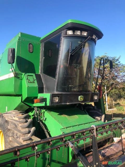 Imagem COLHEITADEIRA JOHN DEERE 1175 HYDRO Imagem COLHEITADEIRA JOHN DEERE 1175 HYDRO