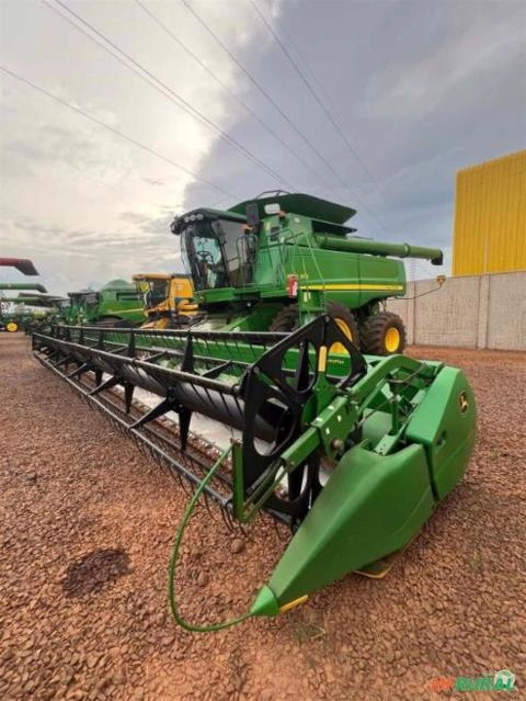 COLHEITADEIRA STS 9770 Imagem COLHEITADEIRA STS 9770