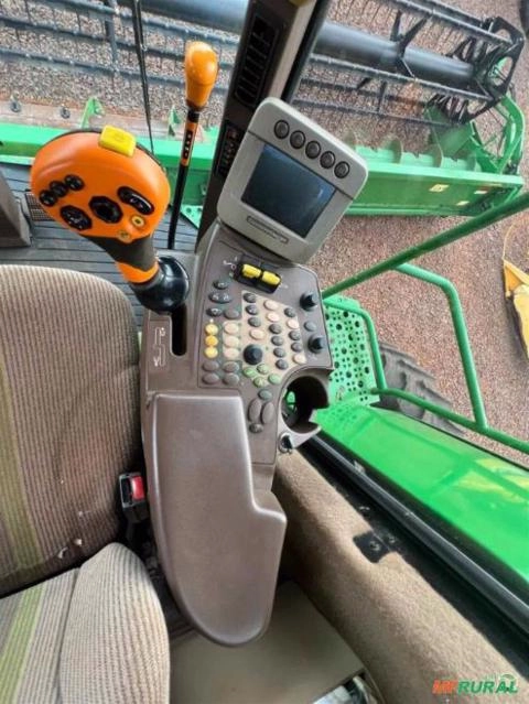 Imagem COLHEITADEIRA STS 9770 Imagem COLHEITADEIRA STS 9770