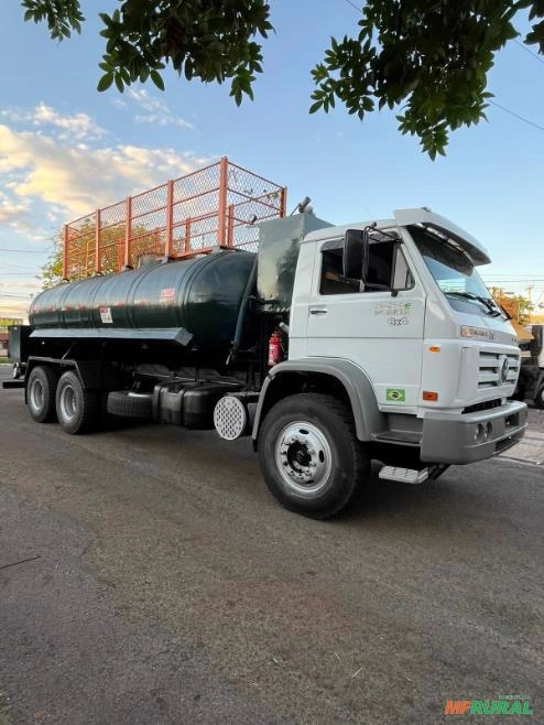 Caminhões Mercedes Benz (MB) 1725 4x4 traçado e bloqueado OPORTUNIDADE Imagem Caminhões Mercedes Benz (MB) 1725 4x4 traçado e bloqueado OPORTUNIDADE