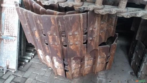 kit corrente com telha D6K usada Imagem kit corrente com telha D6K usada