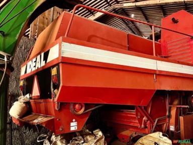 Imagem IDEAL 9080 Com plataforma de milho e soja Imagem IDEAL 9080 Com plataforma de milho e soja