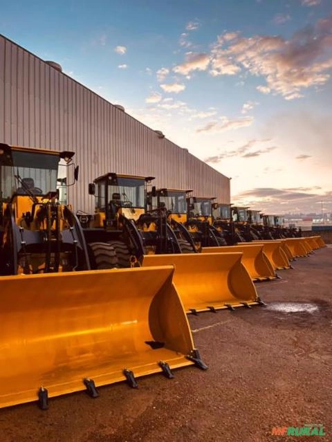 Pá Carregadeira Max Loader Imagem Pá Carregadeira Max Loader