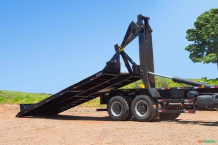 Plataforma Roll-on Roll-off Rodomavi 2,60m x 6,00m Imagem Plataforma Roll-on Roll-off Rodomavi 2,60m x 6,00m