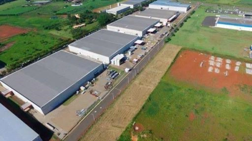 Importe Uréia 46% granular atacado direto do fornecedor. Imagem Importe Uréia 46% granular atacado direto do fornecedor.