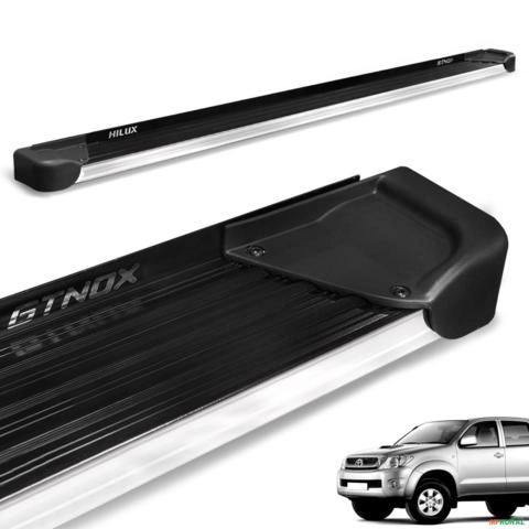 Estribo Lateral Hilux CD 2005 a 2015 Alumínio Preto A4 Imagem Estribo Lateral Hilux CD 2005 a 2015 Alumínio Preto A4