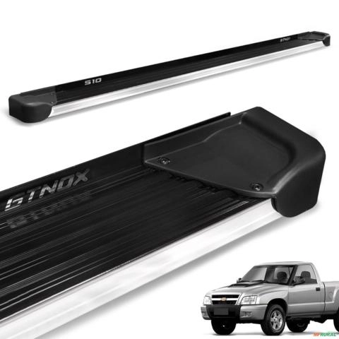 Estribo Lateral S10 CS 1995 a 2011 Alumínio Preto A4 Imagem Estribo Lateral S10 CS 1995 a 2011 Alumínio Preto A4