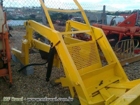 Imagem Plaina agrícola dianteira Tatu para o Valmet 85/88 Imagem Plaina agrícola dianteira Tatu para o Valmet 85/88