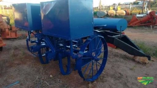 Imagem Plantadeira de mandioca 2 linhas Sans usada Imagem Plantadeira de mandioca 2 linhas Sans usada