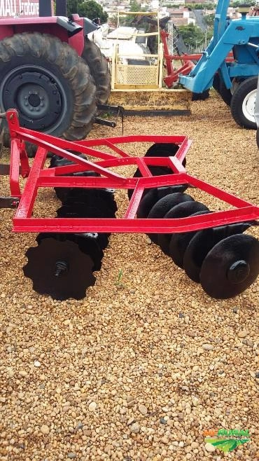 Grade niveladora em X MF 24x20 usada Imagem Grade niveladora em X MF 24x20 usada