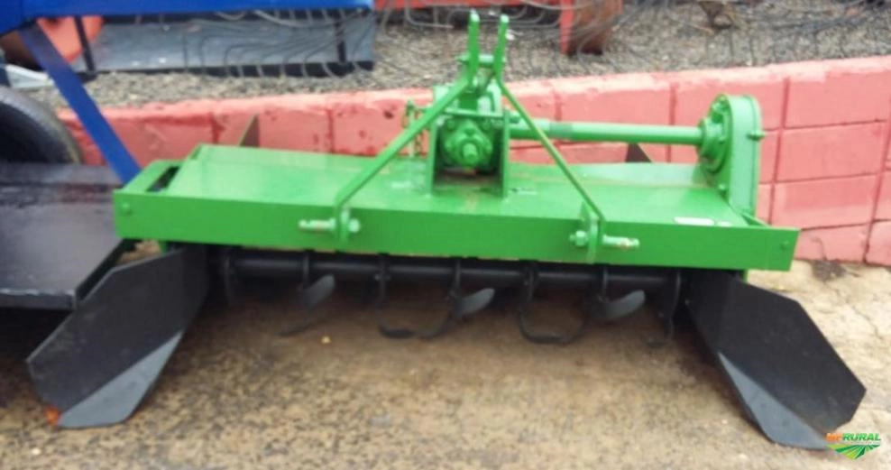 Enxada Encanteiradora / Canteiradeira lavrale , 1,50 mts , usada Imagem Enxada Encanteiradora / Canteiradeira lavrale , 1,50 mts , usada