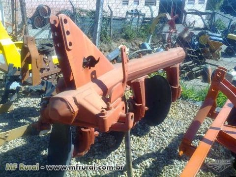 Arado Tatu fixo 3x26 usado Imagem Arado Tatu fixo 3x26 usado