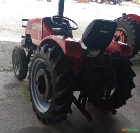 Trator Agrale 4100 4x2 ano 10