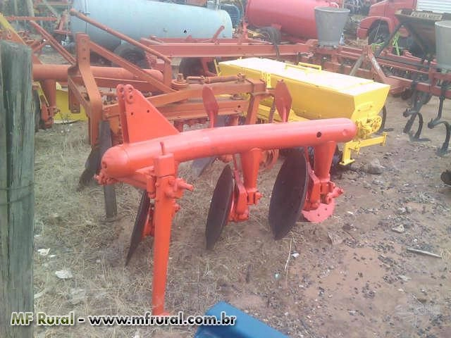 Arado Massey Ferguson 3X26 fixo Imagem Arado Massey Ferguson 3X26 fixo