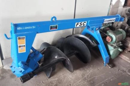 PERFURADOR DE SOLO TATU NOVO Imagem PERFURADOR DE SOLO TATU NOVO