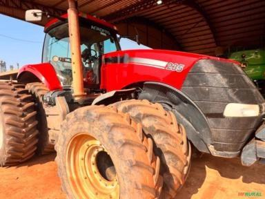 Imagem Trator Case IH Magnum 235 Imagem Trator Case IH Magnum 235