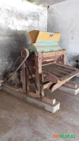 Imagem Máquina de Pilar Café Imagem Máquina de Pilar Café