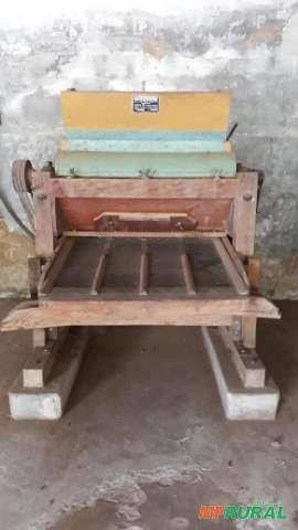 Imagem Máquina de Pilar Café Imagem Máquina de Pilar Café